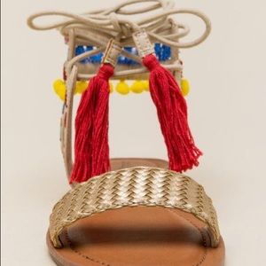 Indigo Rd Doe Lace Up Sandal - style Doe